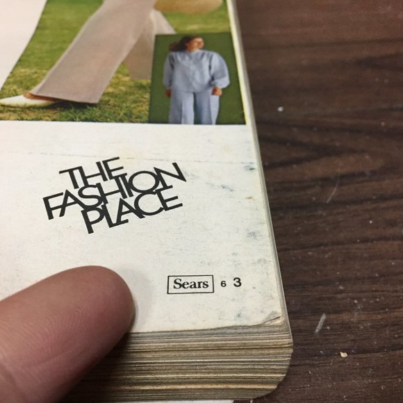 1979 Sears Spring and Summer Catalog Canada *Damaged* - Picture 8 of 16